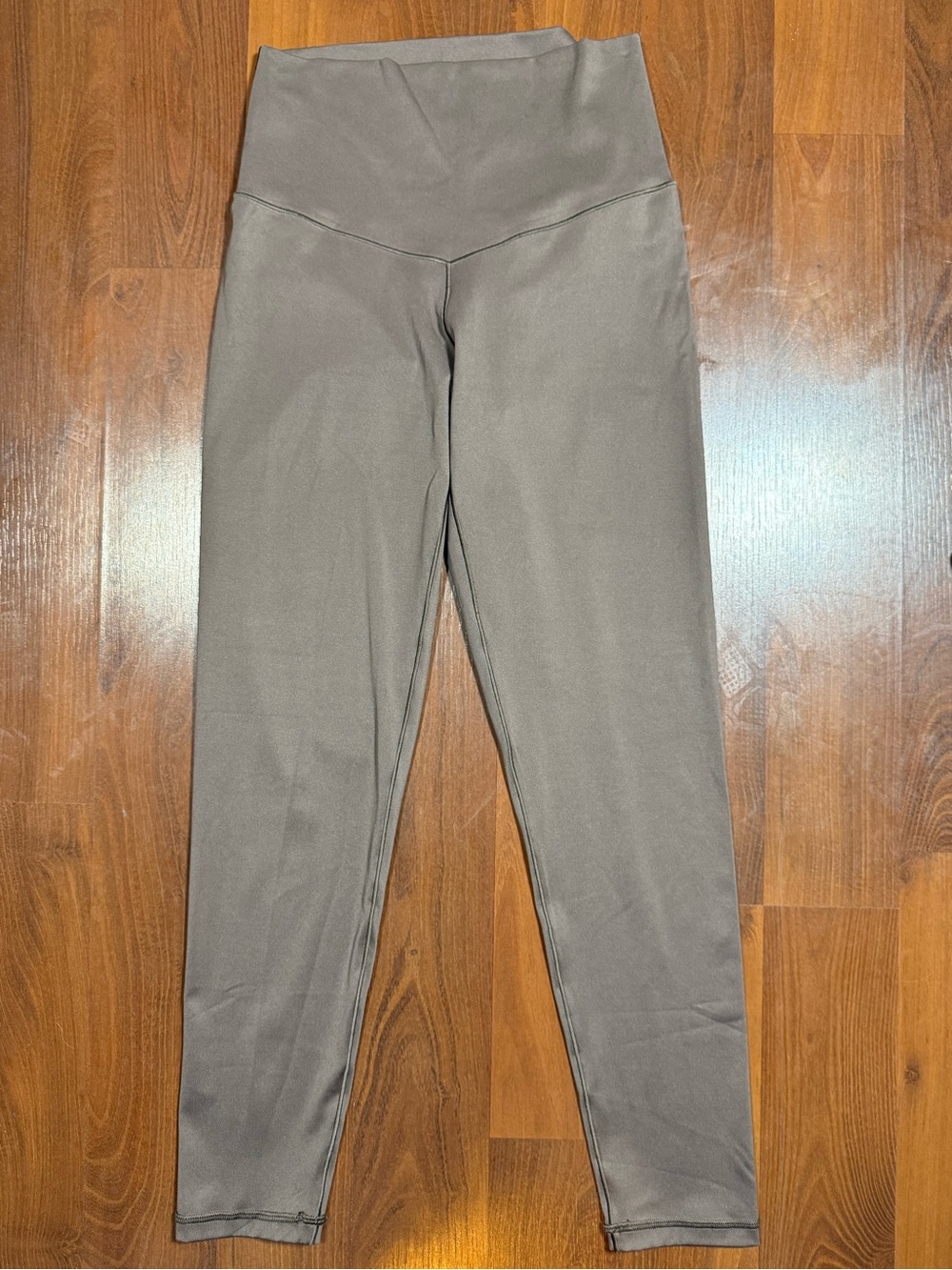 aerie OFFLINE Real Me High-Rise 7/8 Leggings in Brown